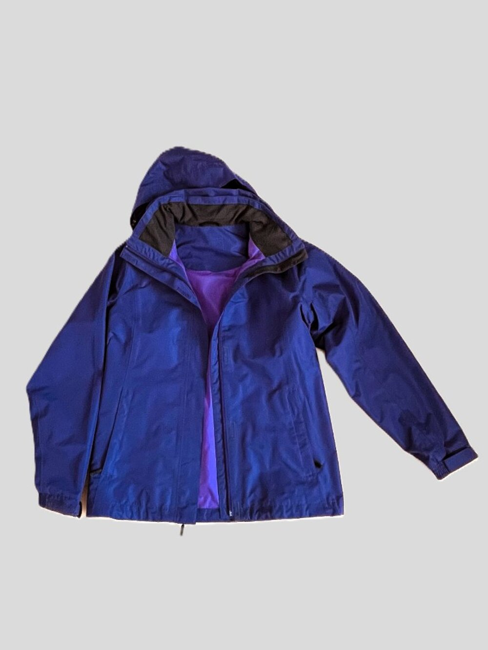 Helly Hansen Women's Purple Helly Tech Protection Rain Jacket w/ Stowable Hood